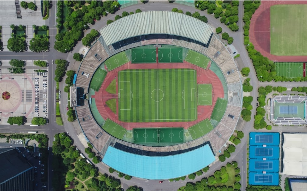 Allow efficient use of facilities with the sports management mobile app